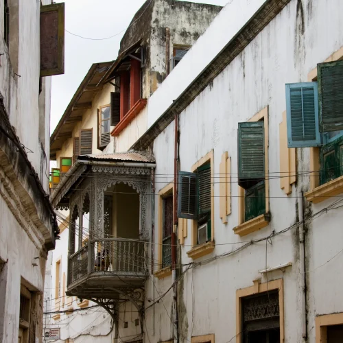 houses-in-stone-town-part-of-zanzibar-city-zanzi-2026-03-26-08-41-27-utc_result